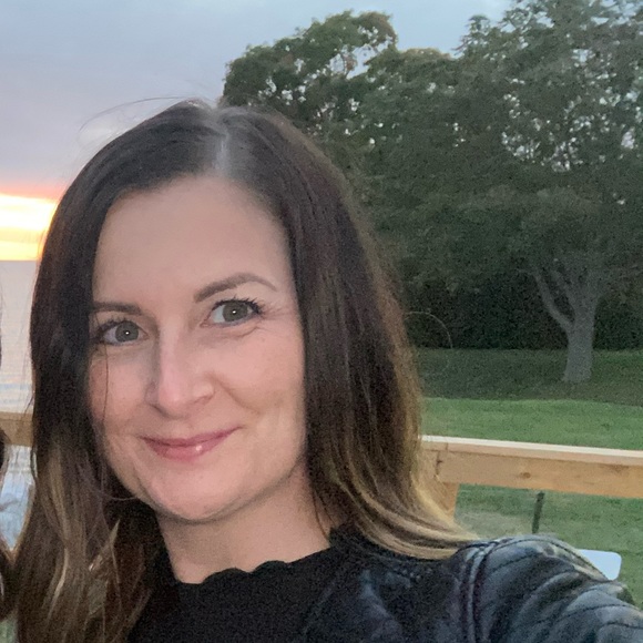 Meet your Posher, Rachel - Picture 1 of 1